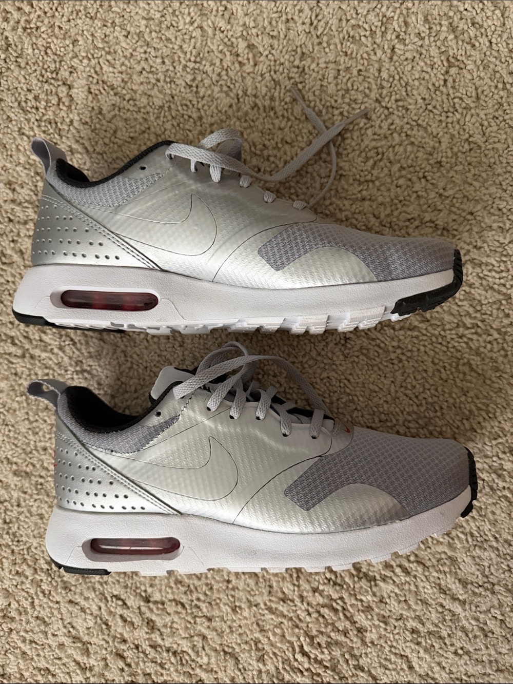 Nike Silver/Light Gray Air Max Low-Top Sneakers